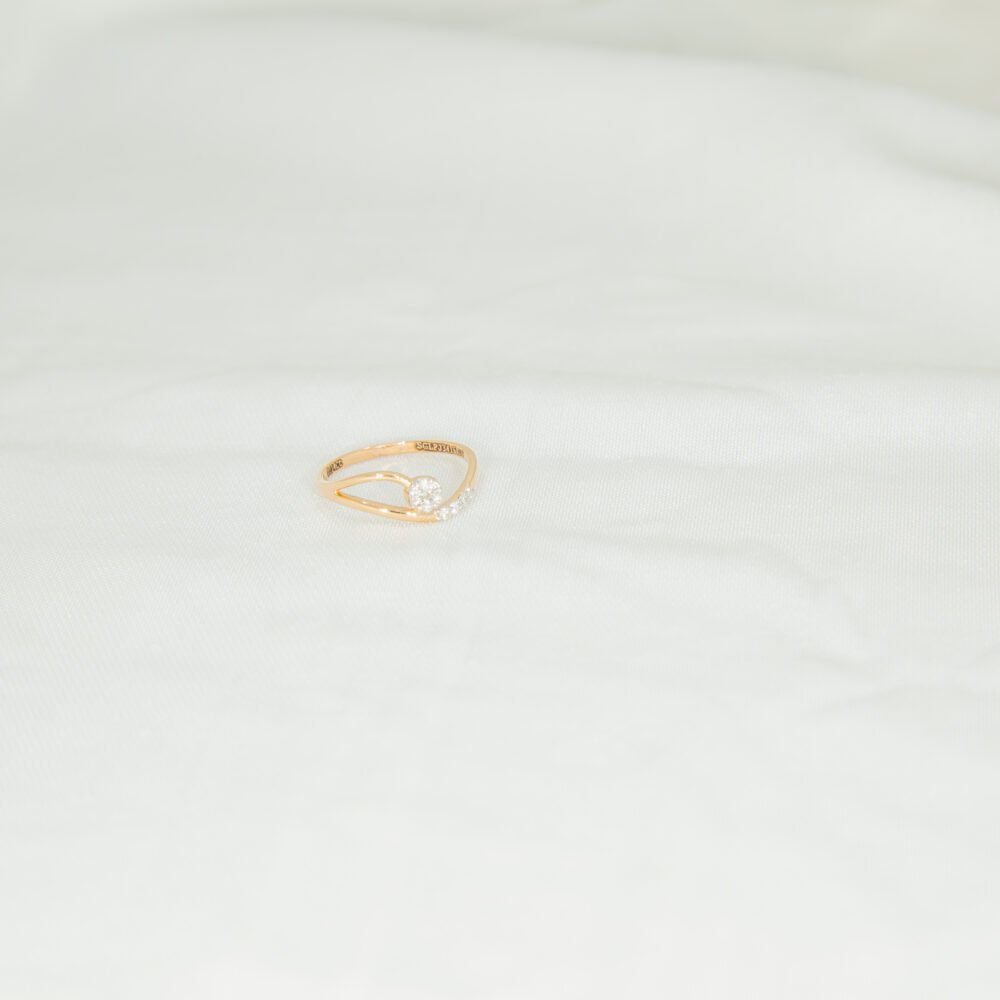14ct Attractive Diamond Finger Ring-223832