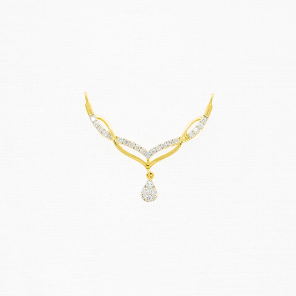 18kt pear droplet diamond mangalsutra pendant-226210