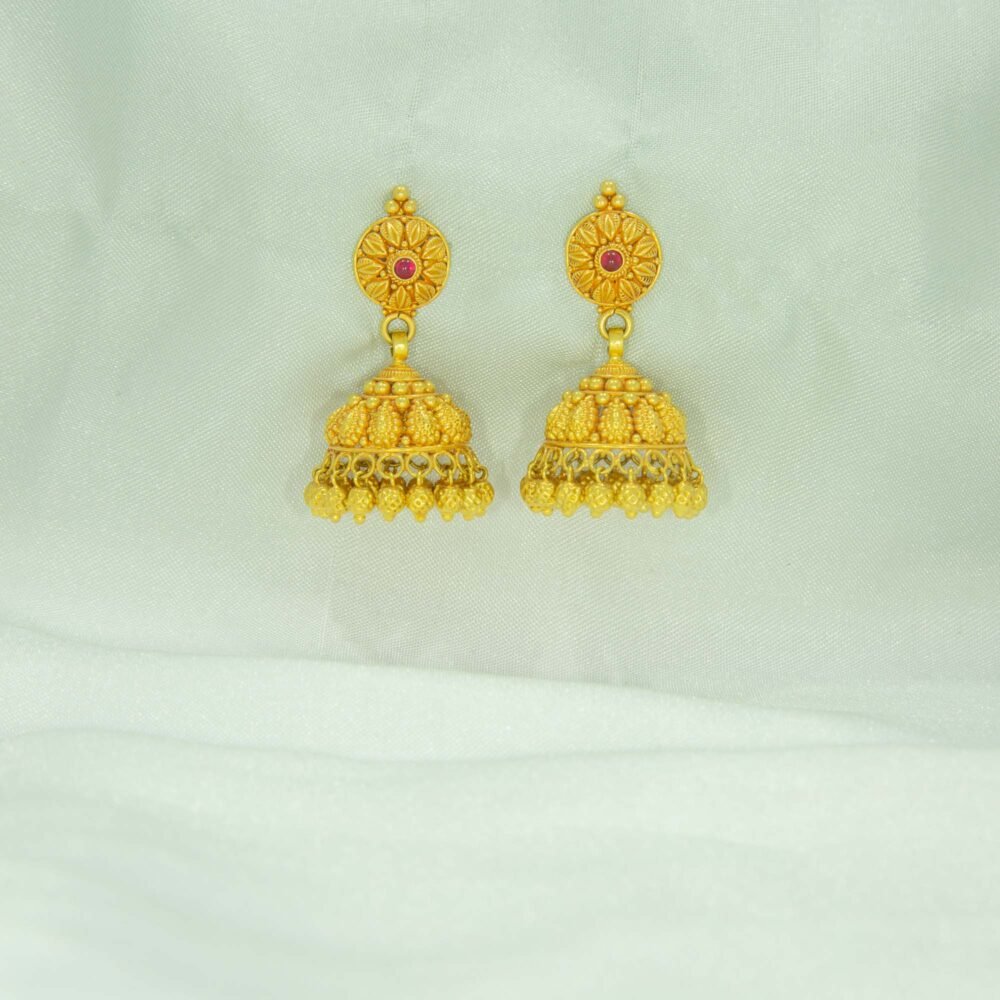 Delightful 22kt gold earrings-221972