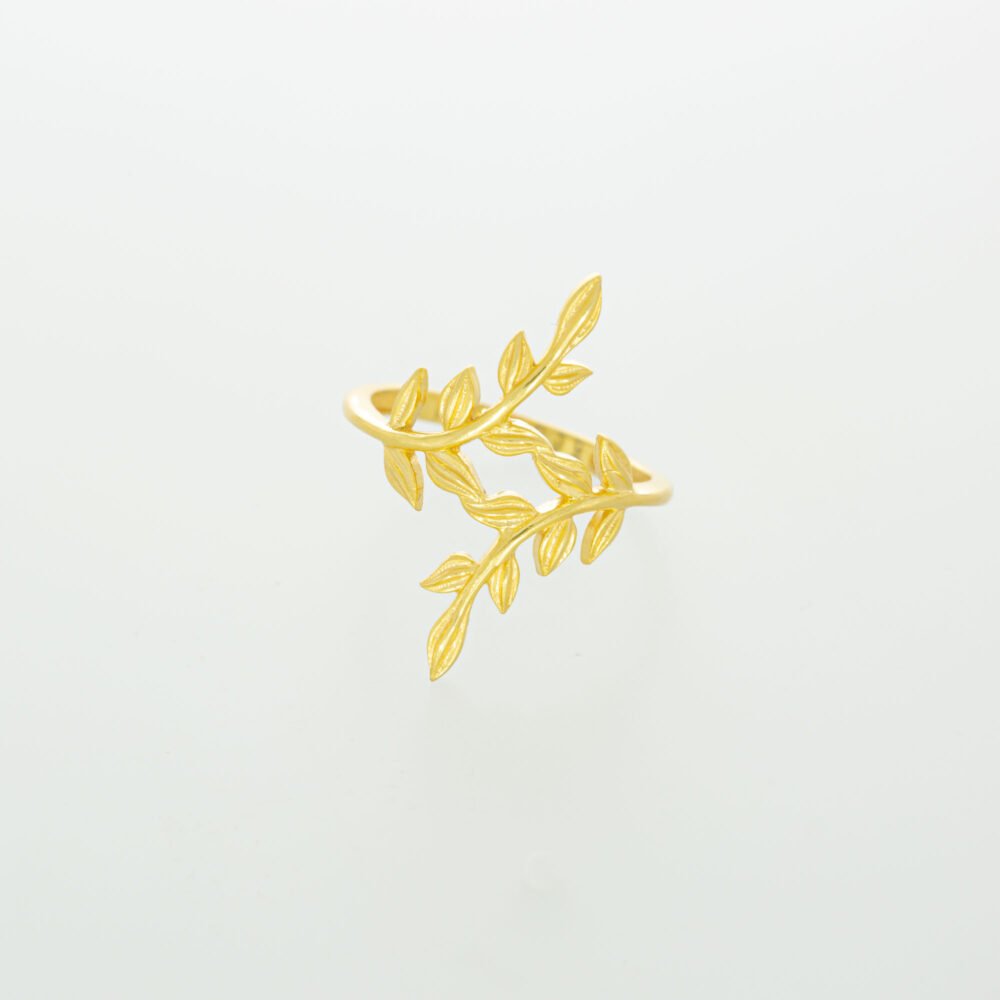 Enchanting Crisscross Leaf Gold Ring-223911